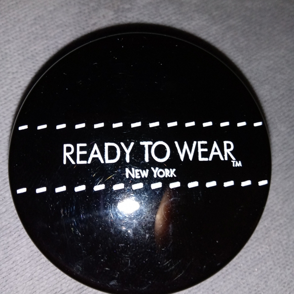 New Baked Duo Eyeshadow - Picture 1 of 4